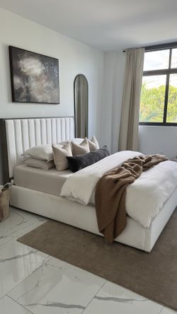 City furniture Queen bed frame