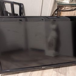 TV LG 42LD450 42-inch Full HD 1080p LCD.

