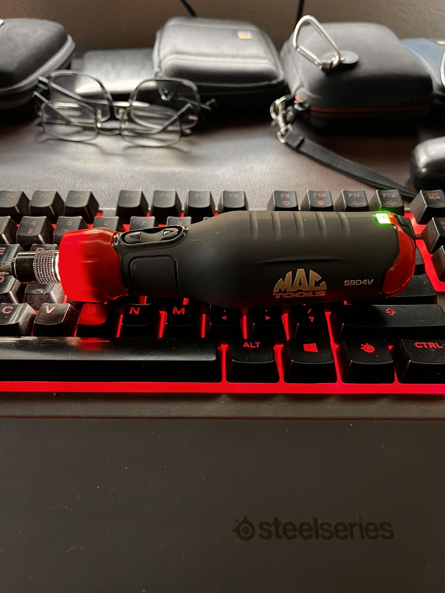 Mac Tools SBD4V screwdriver bit driver handle