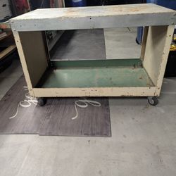 Heavy Duty Rolling Cart/Work Bench (Steel)