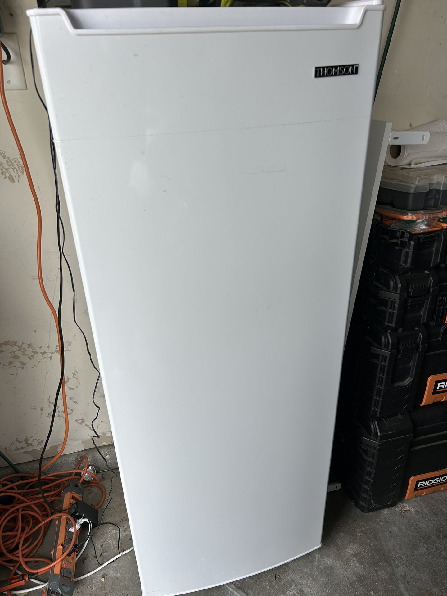 Thomson 6.5 Cu Feet upright freezer