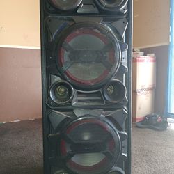 Black  iBastek Speaker