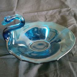 EXQUISITE MCM Viking Epic Bluenique Glass 6" Swan Trinket Bowl

