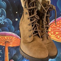 Report Size 8 Anklet Boot 