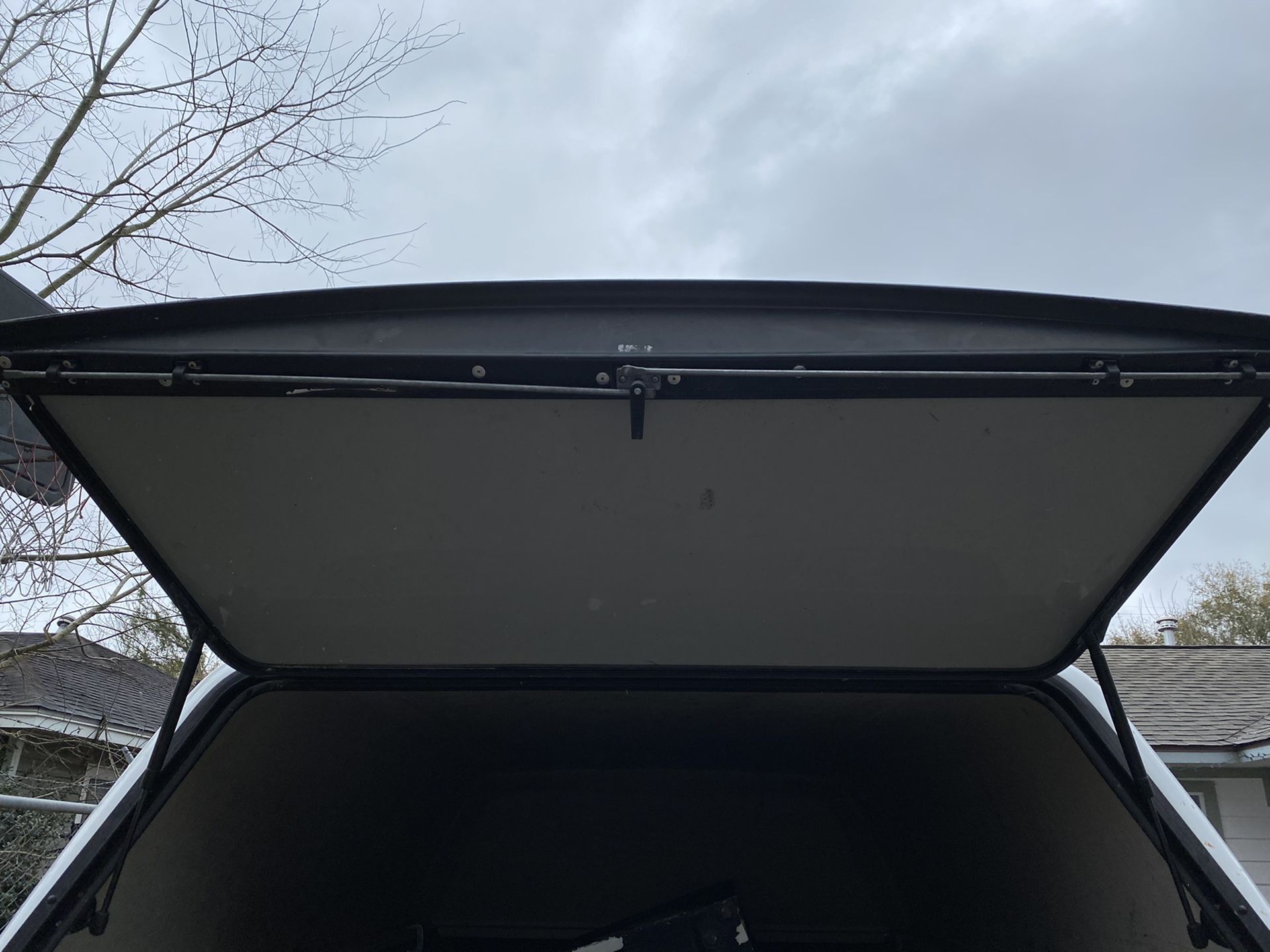 Dodge Ram 2500 long bed camper/Shell for Sale in Houston, TX OfferUp