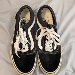 Vans Shoes size  M/7 - W/8.5