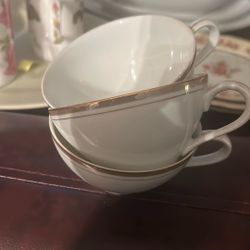 Set of 3 Vintage Royalton China Co. Tea Cups - Japan
