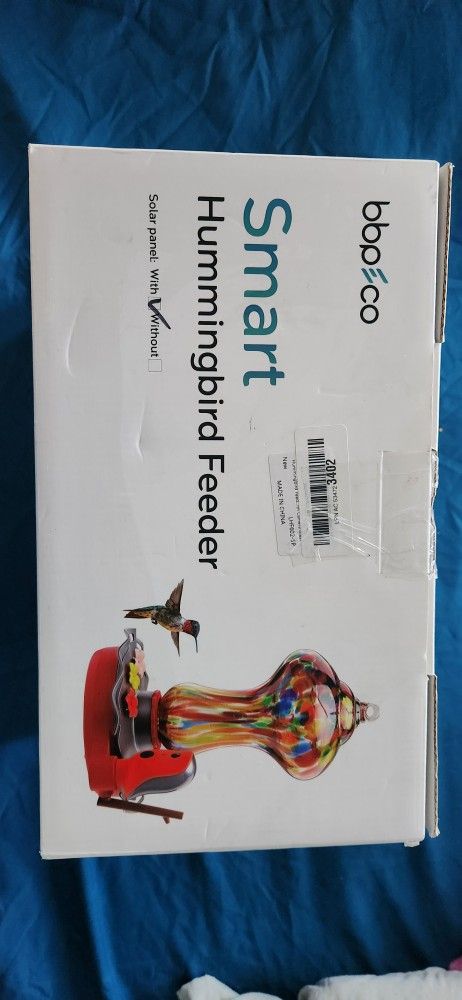 Smart Hummingbird Feeder