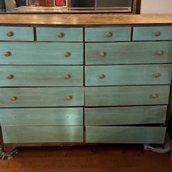 Free Dresser 
