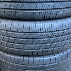 Set Of Tires (4) 215-65-16 Michelin