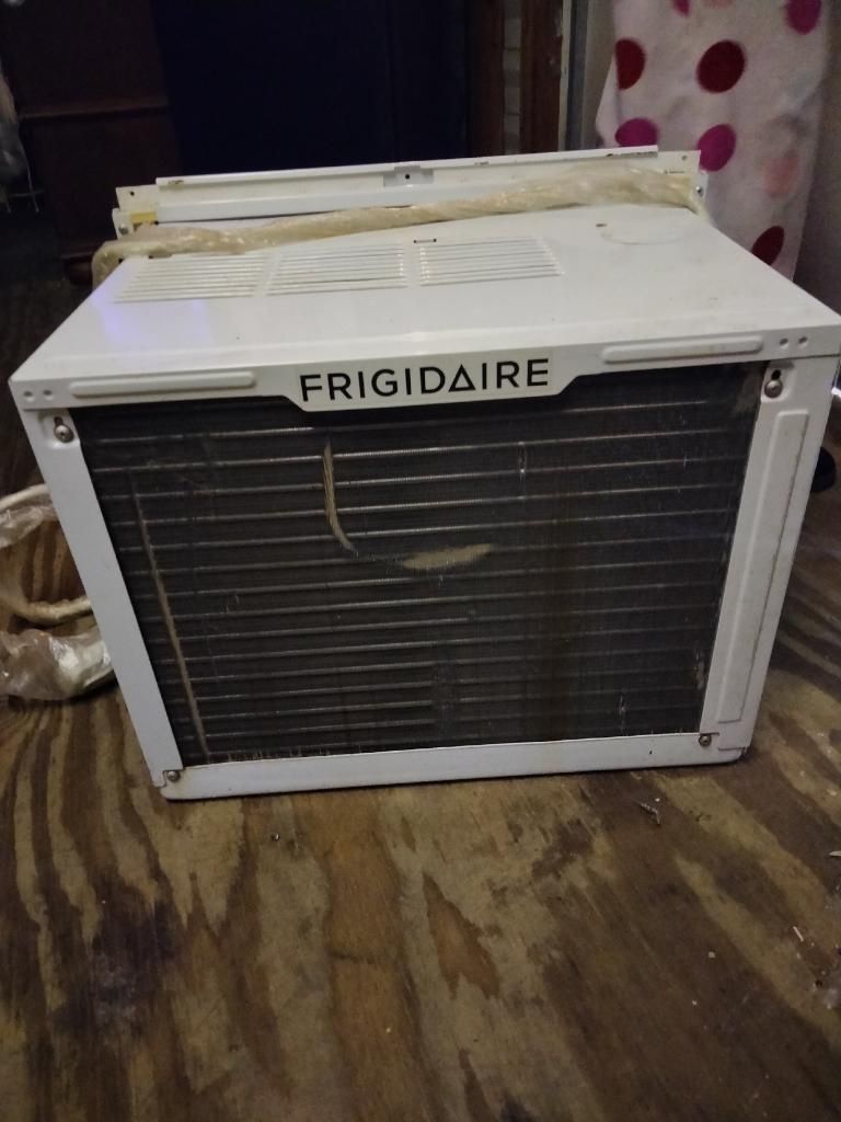 Frigidaire Ac Window Unit 2,500