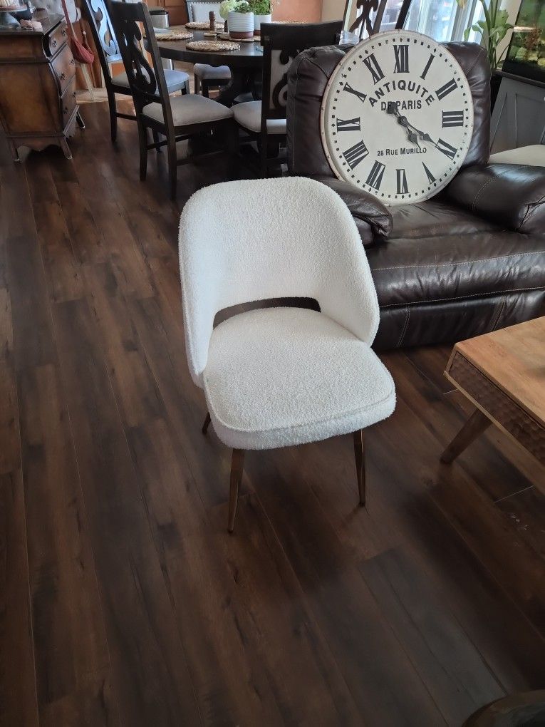 Chairs White Kind Of Fluffy