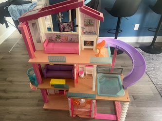 Barbie Dreamhouse 3 stories