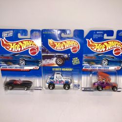 New Lot Of 3  Hot Wheels #079; 252; 640
