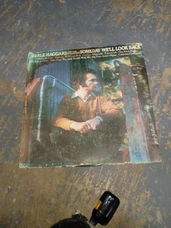 Meryl Haggard It's Worn Couple Scratches