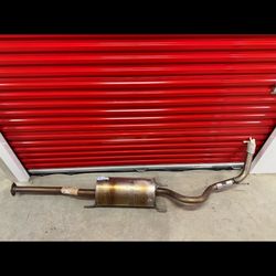 Like New: 2020 tacoma single exhaust system side exit factory exhaust system 