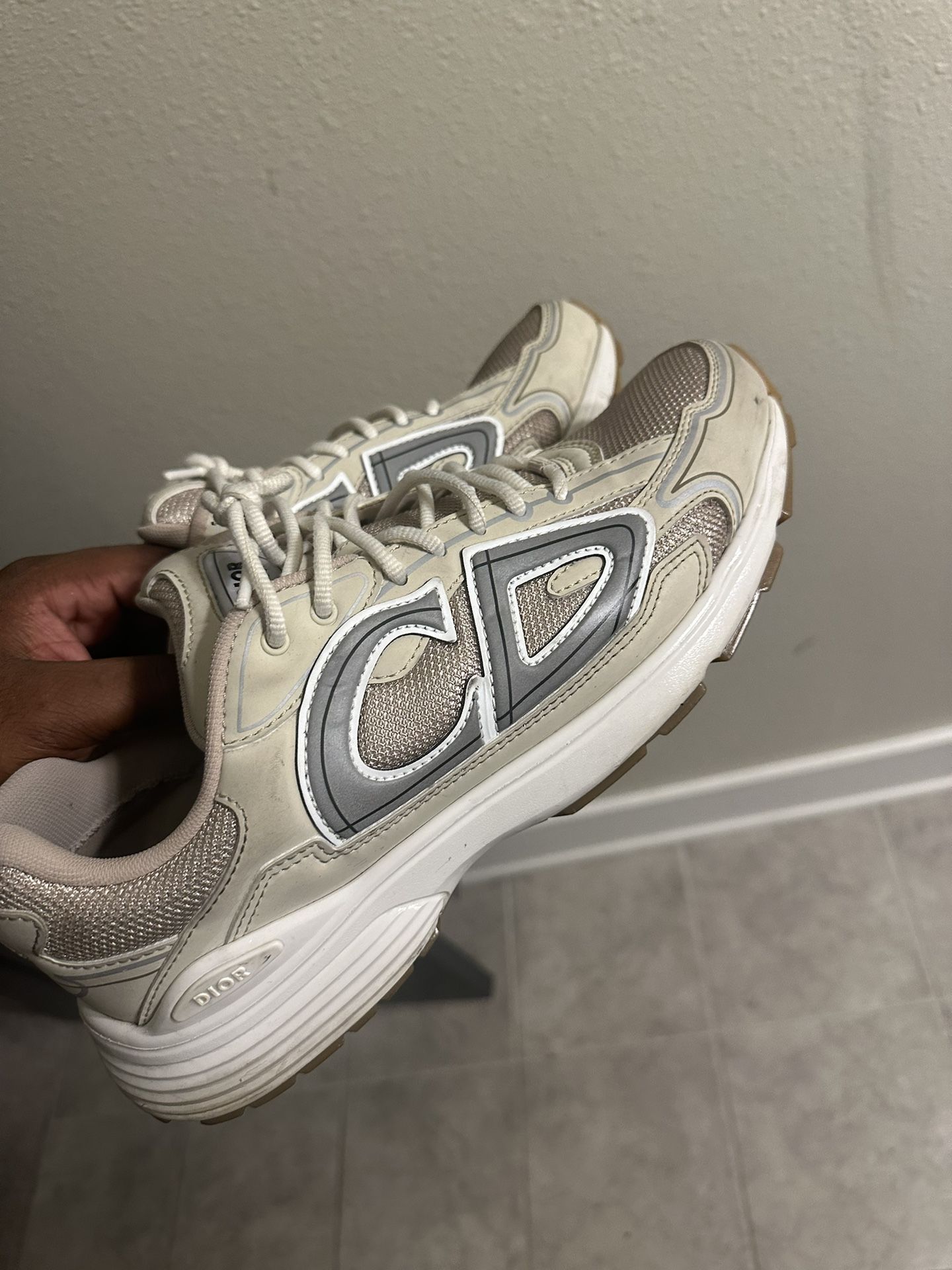 B30 Christian Dior Sneakers