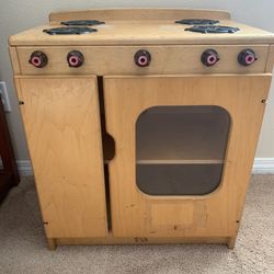 Pretend Stove/oven. Sturdy. $35 