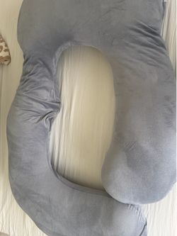 Pregnancy pillow