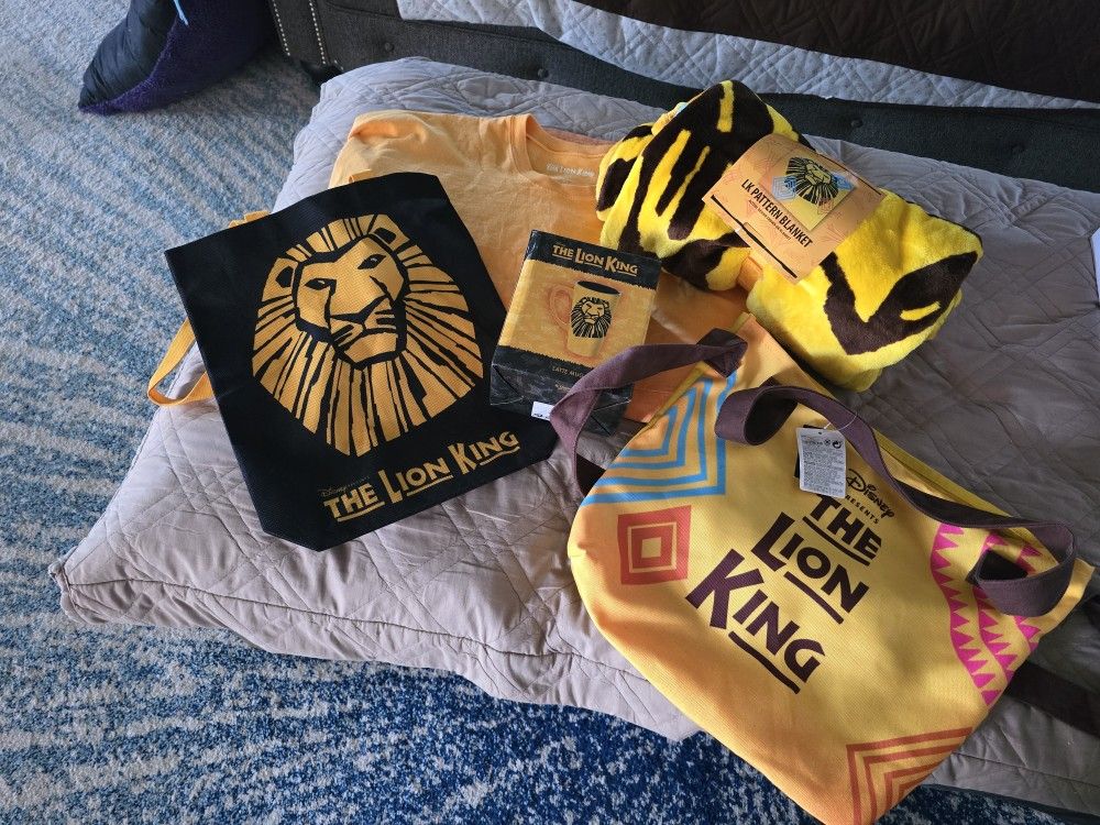 LION KING DISNEY , 5 PIECE SET