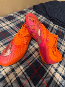 PUMA Men’s Soccer Cleats Future 8 Ultimate Size 10