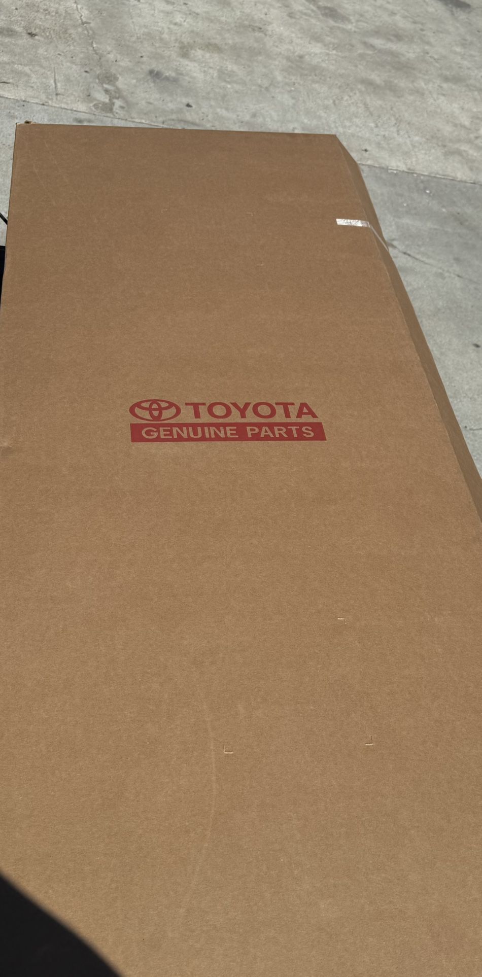 2025/2024 Tacoma Back Windshield, Slider, Power, Heated, Solar.