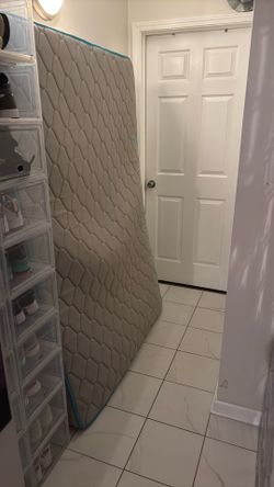 Full mattress