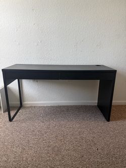 Office table