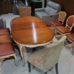 Beautiful Huge Dining Set With 8 Chairs Delivery Available 