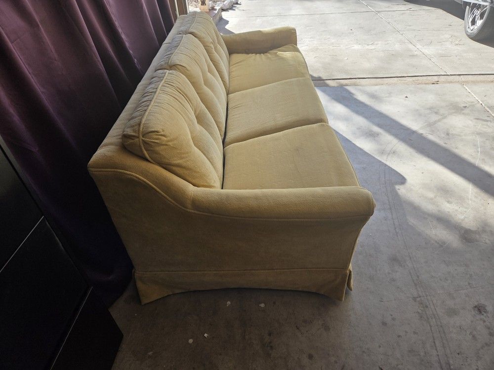 Pull Out Bed Couch