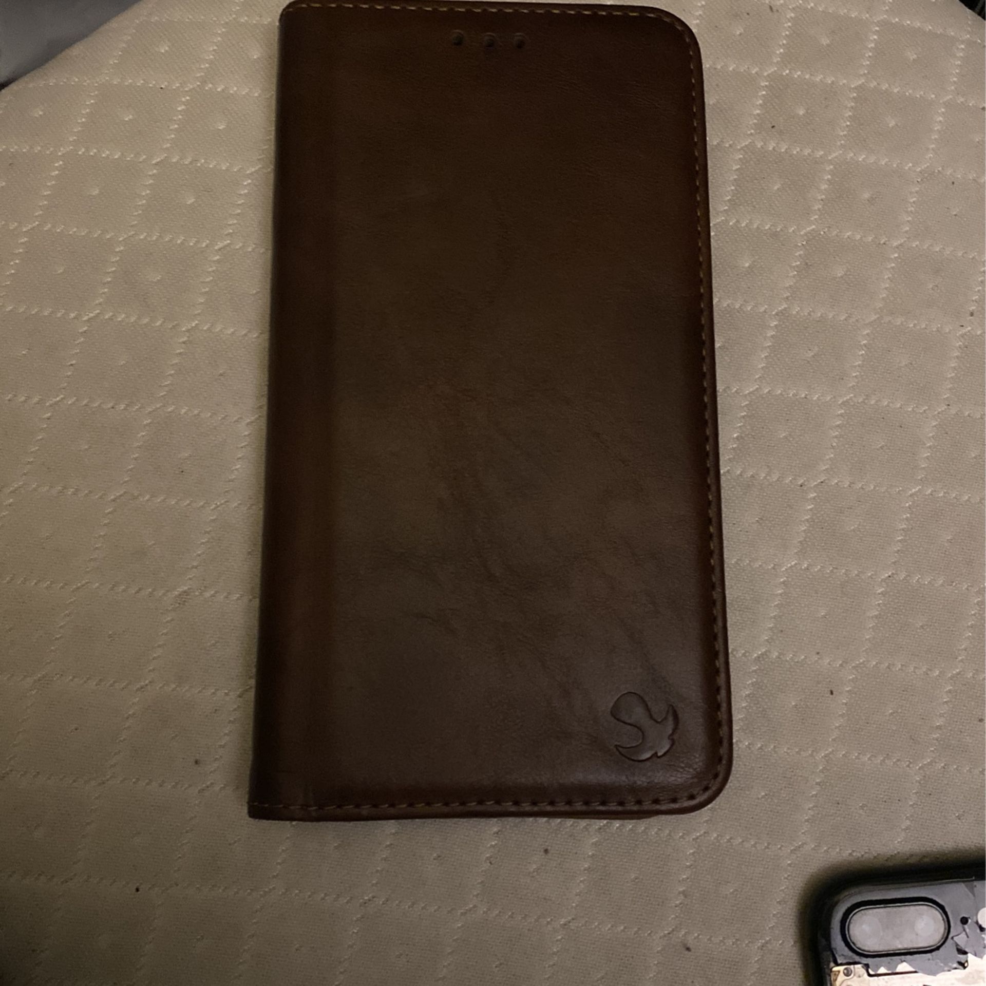 iPhone 8 Phone Case With Screen Cover