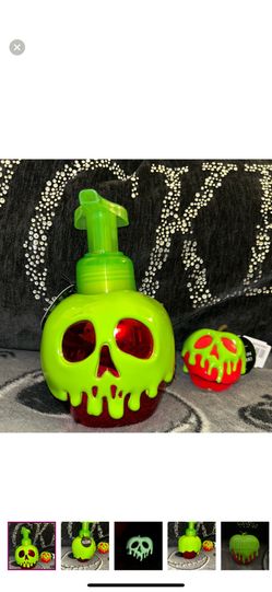 Poison Apple Dispenser & Keychain