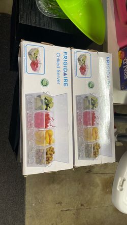 Frigidaire Chilled Server with Removable Compartments (x2)