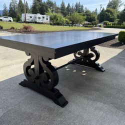 Dining Room Table 