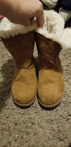 Little girls boots size 3