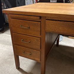 Vintage Jolly Desk