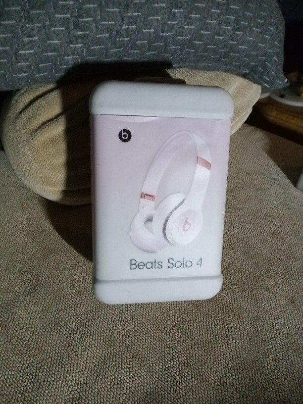 Beats Solo4 