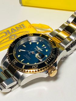 Beautiful Brand New Never Worn Invicta Pro Diver 40mm Two Tone Stainless Quartz Watch