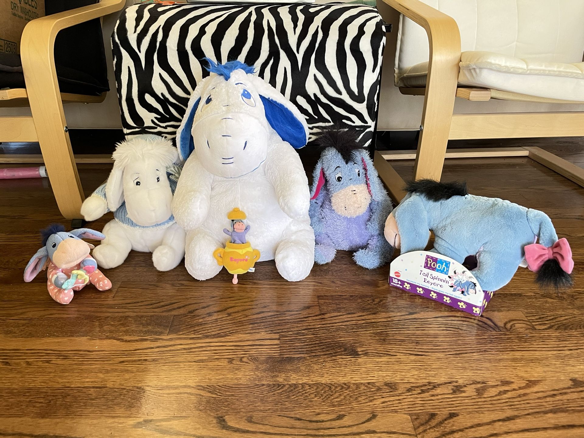 EEYORE SOFT TOY LOT