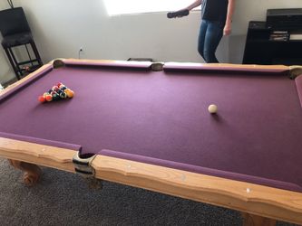 Gandy 4’x 8’ luxury pool table
