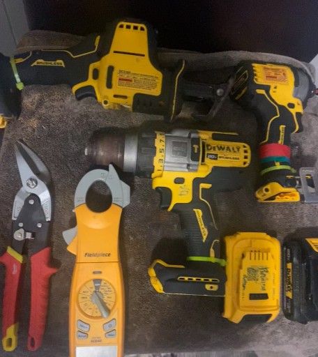 DEWALT POWER TOOLS FOR SALE!!