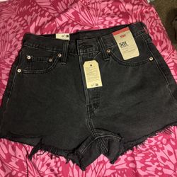 Levi Shorts 
