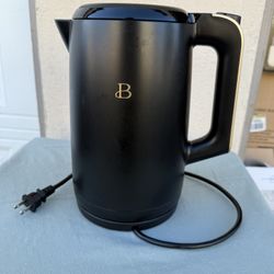 Beautiful 1.7 liter Electric Kettle with one touch activation by Drew Berrymore