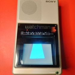 Vintage Sony Watchman Working With Case