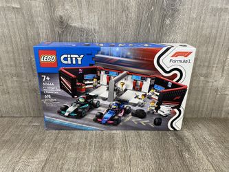 Lego City 60444 F1 Garage & Mercedes-AMG & Alpine Cars