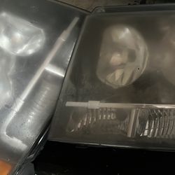 2007-14 Chevy Tahoe headlights