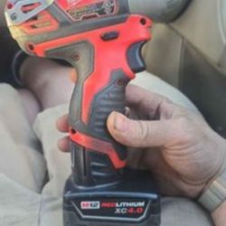 Milwaukee impact Drill 12 volt 