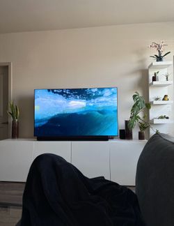 LG OLED 77”
