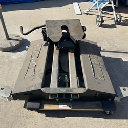 PullRite Super Glide 5th Wheel