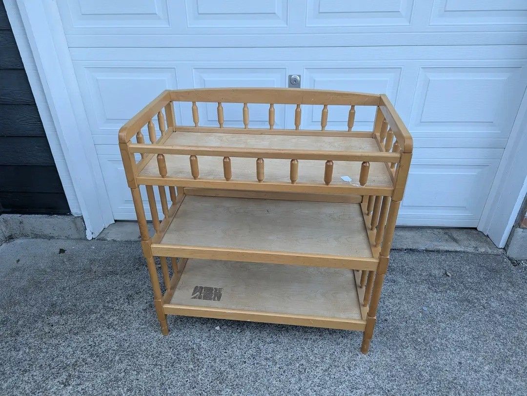 Free Baby Changing Table